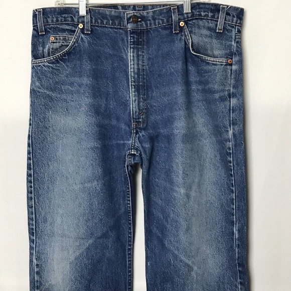 Vintage Levi's Men's Straight Jeans. (Tag says 40 but they measure at 38) - Picture 4 of 7